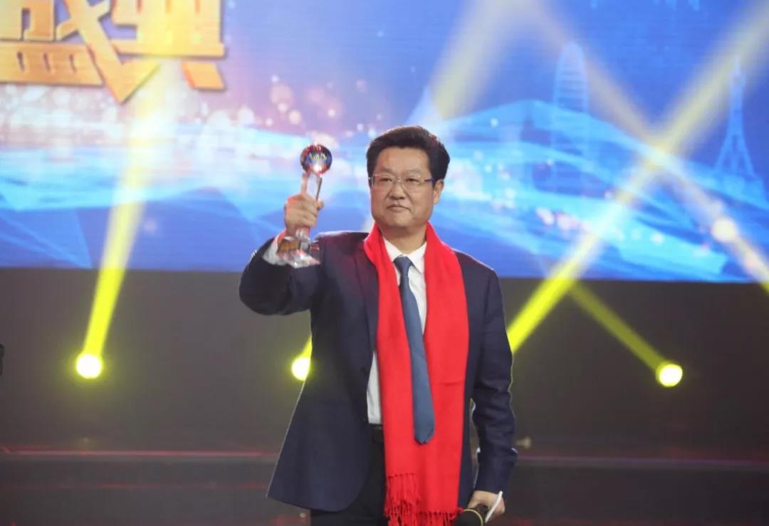 华体会网页版登录入口董事长李旭禄荣获“第九届(2018)河南经济年度人物”